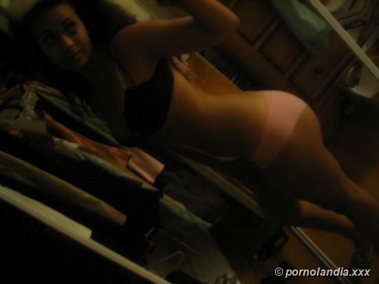 ¡Linda mostrando sus hermosos pechos! - Foto 222021