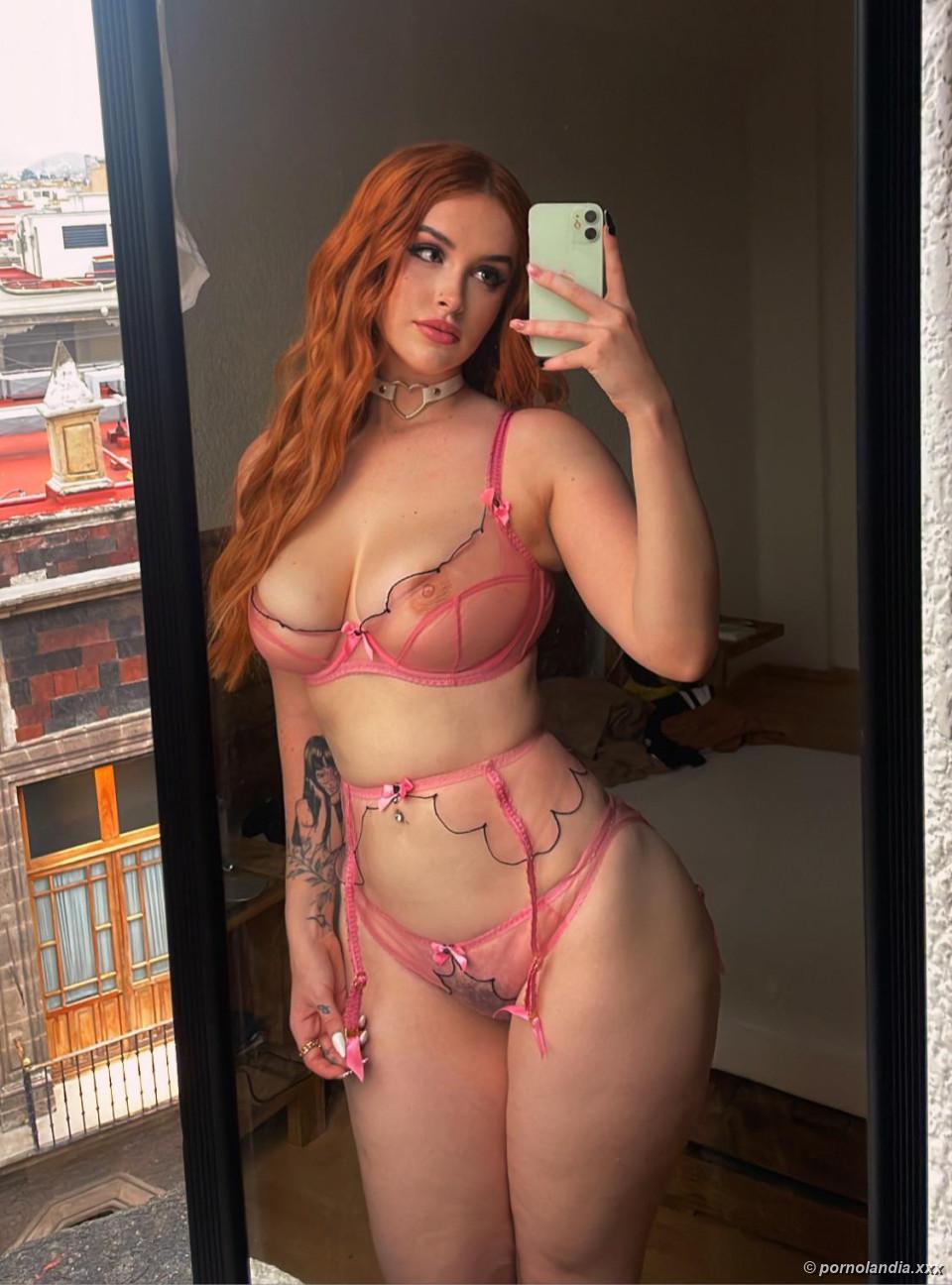 Ruiva Mackerel desnudo mostrando las grandes tetas grandes - Foto 244831