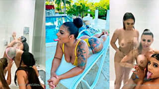 Kkvsh y Alex Morgan en ardiente trio lésbico en el baño