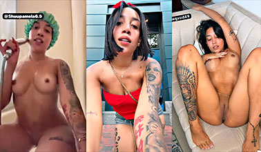 Shupamela abierta en cuatro en el baño mostrando todo