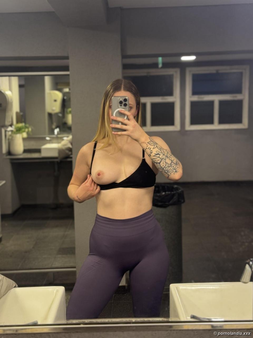 Un provocado desnudo con el cuerpo natural - Foto 248279