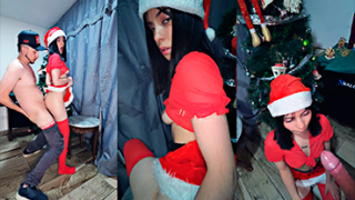 La zorra de Jopy Laura singando duro con su chico en navidad