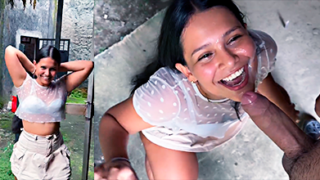 La Vecina puta mamando el guebo del vecino en el patio