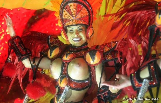 Imágenes de mujeres desnudas en carnaval - Foto 250204