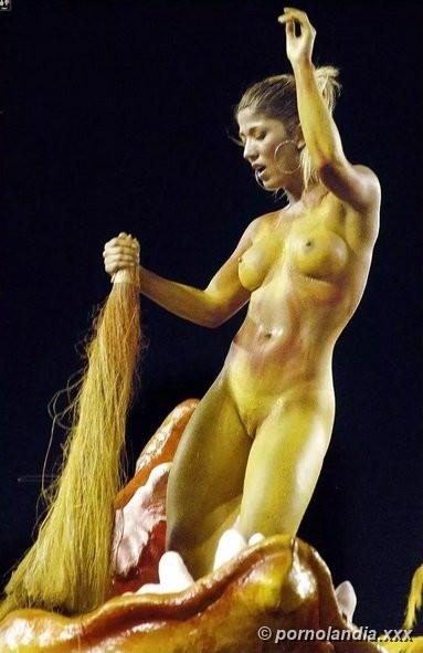 Imágenes de mujeres desnudas en carnaval - Foto 250207